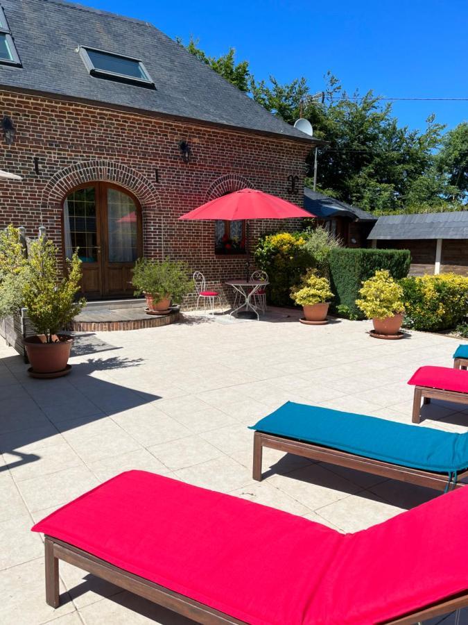 Le Jardin Des Roses Bed and Breakfast Gerponville Exteriör bild